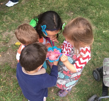 Four Kids Sharing a Slushy2